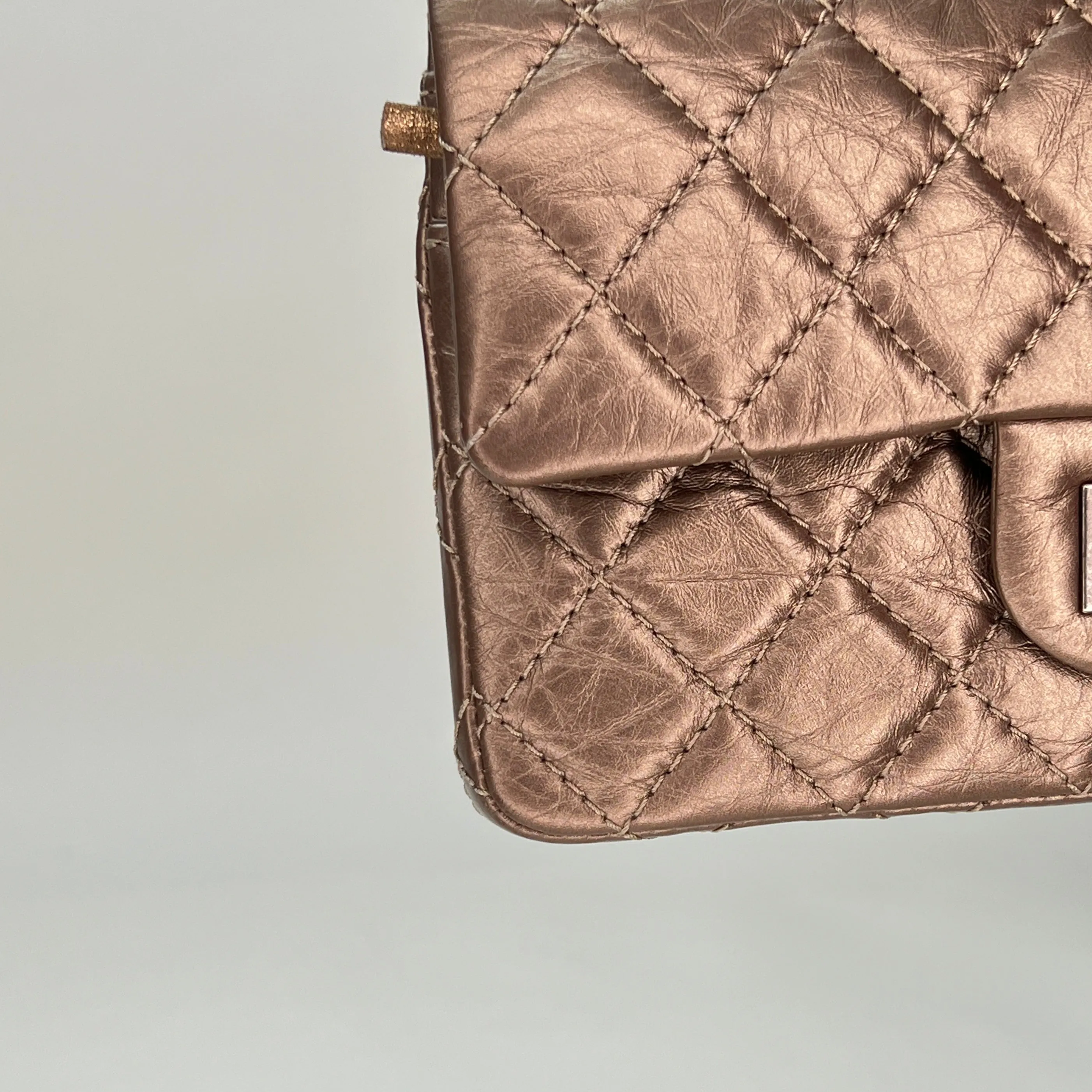 2.55 Reissue Chain Flap Small Gold Shoulder Bag in Calfskin, Ruthenium hardware