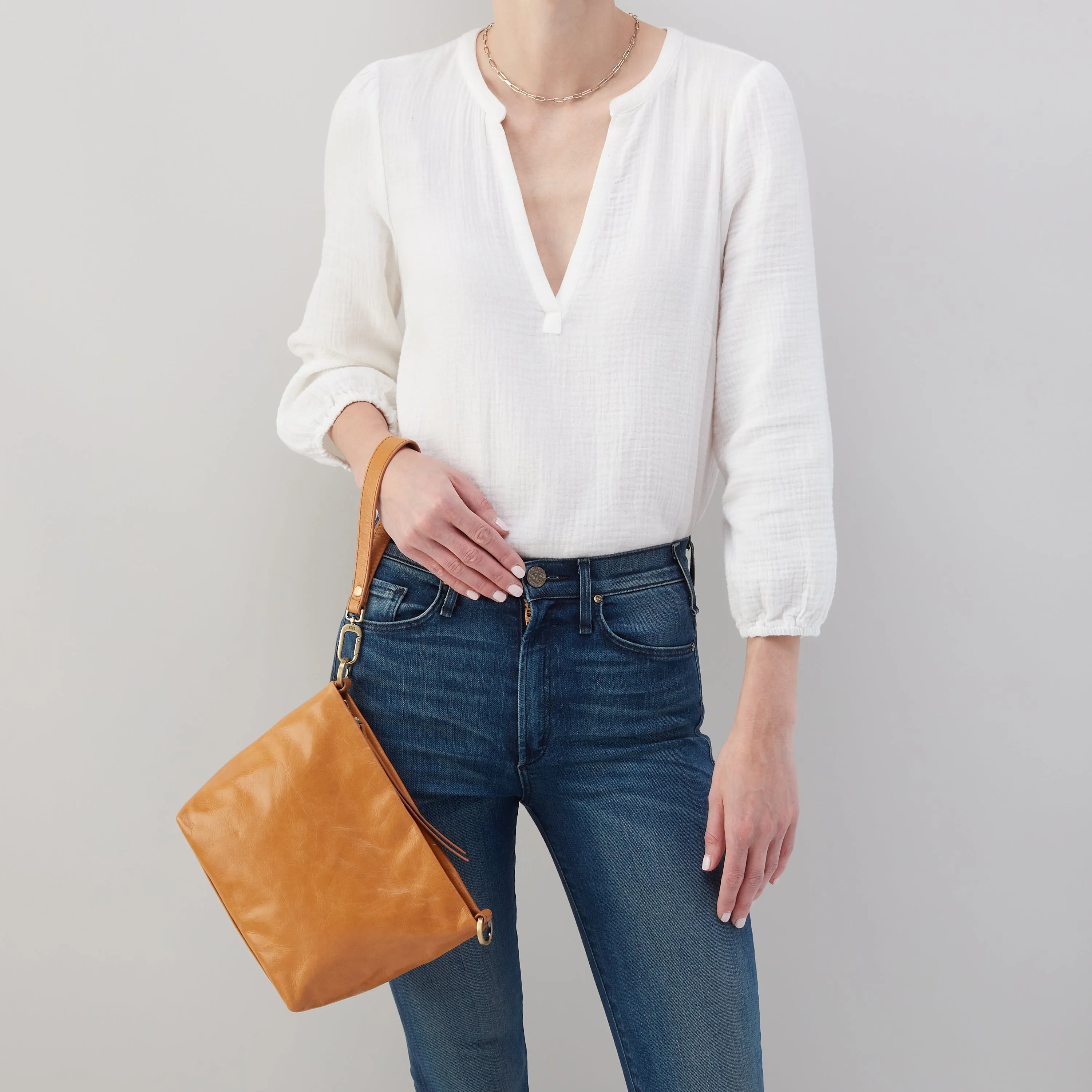 ASHE CROSSBODY CHBL