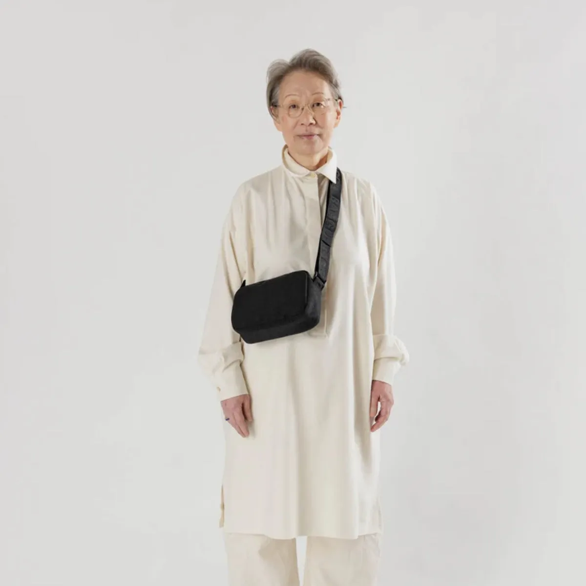 Baggu Camera Crossbody in Black
