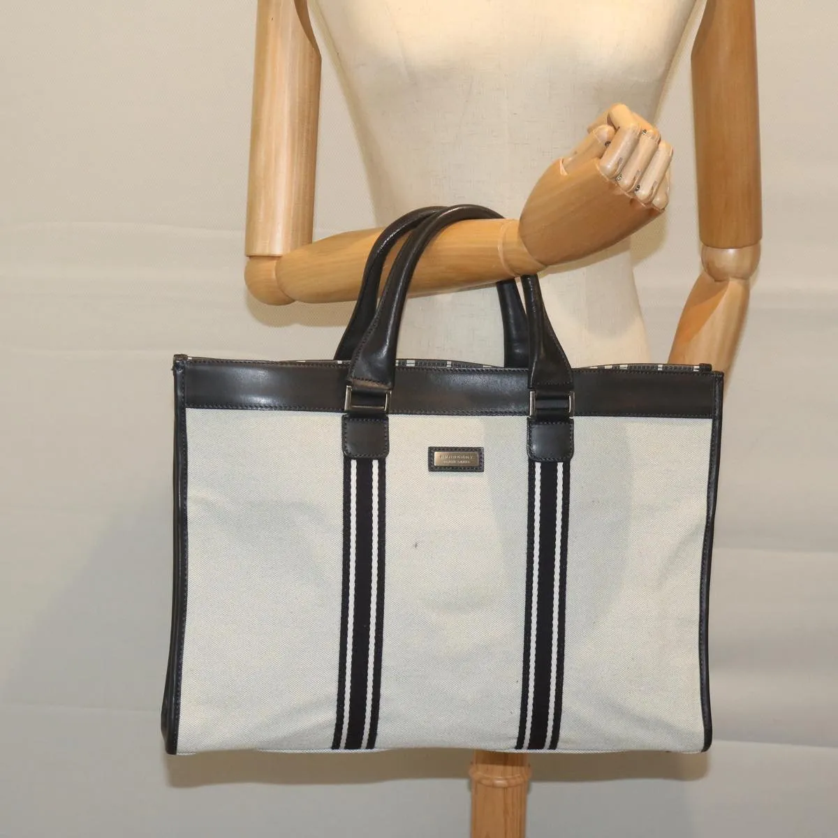 BURBERRY Handbag