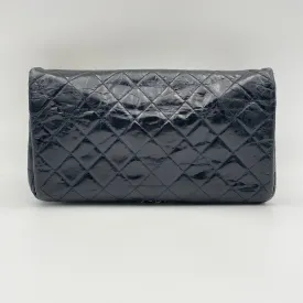 CC Turnlock Crinkled Navy Shoulder Bag in Calfskin, Gold hardware