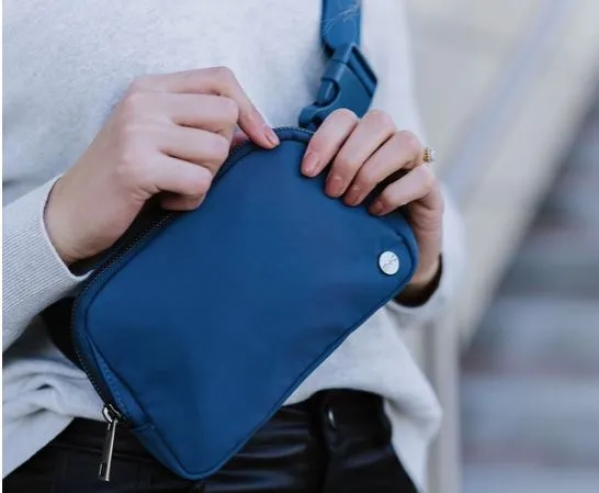 Crossbody Belt Bag / Fanny Pack