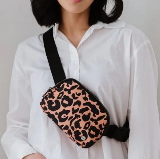 Crossbody Belt Bag / Fanny Pack