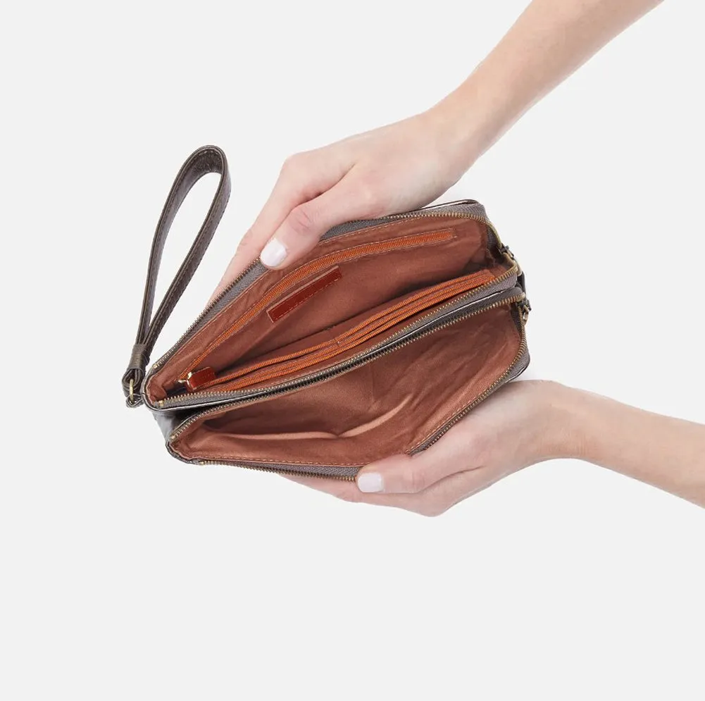 Dayton Wristlet Met-PWTR by Hobo