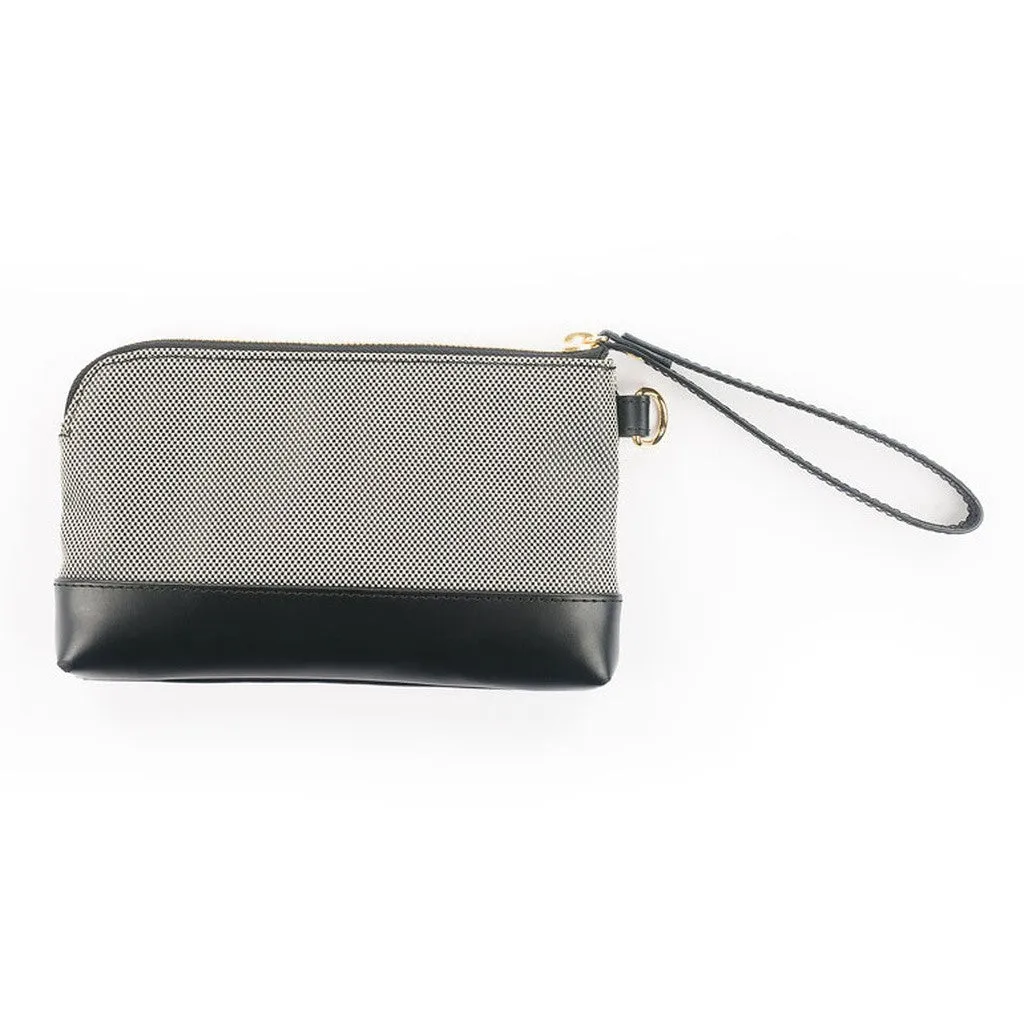 Everyday Essentials Wristlet - Black