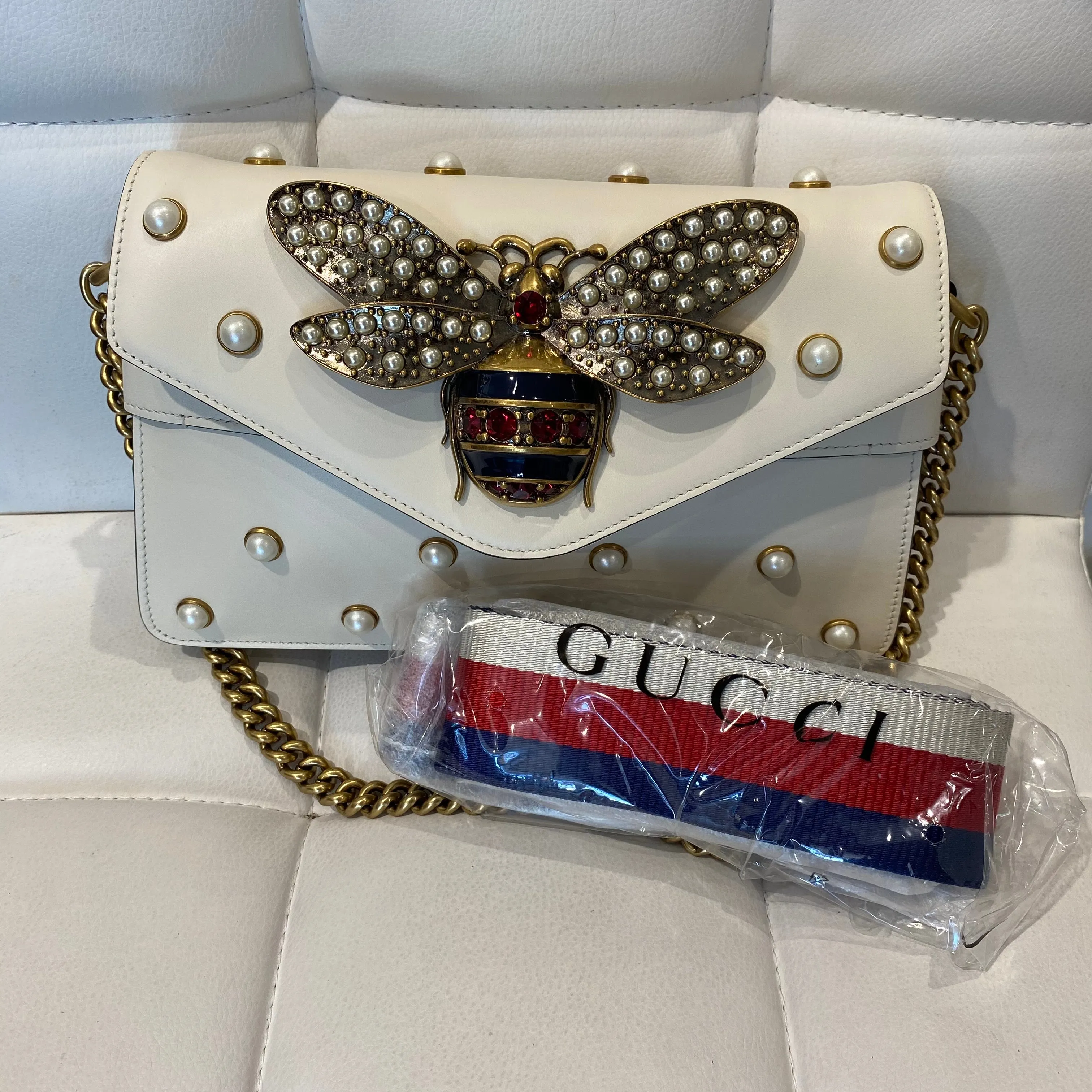 Gucci Broadway Bee Clutch