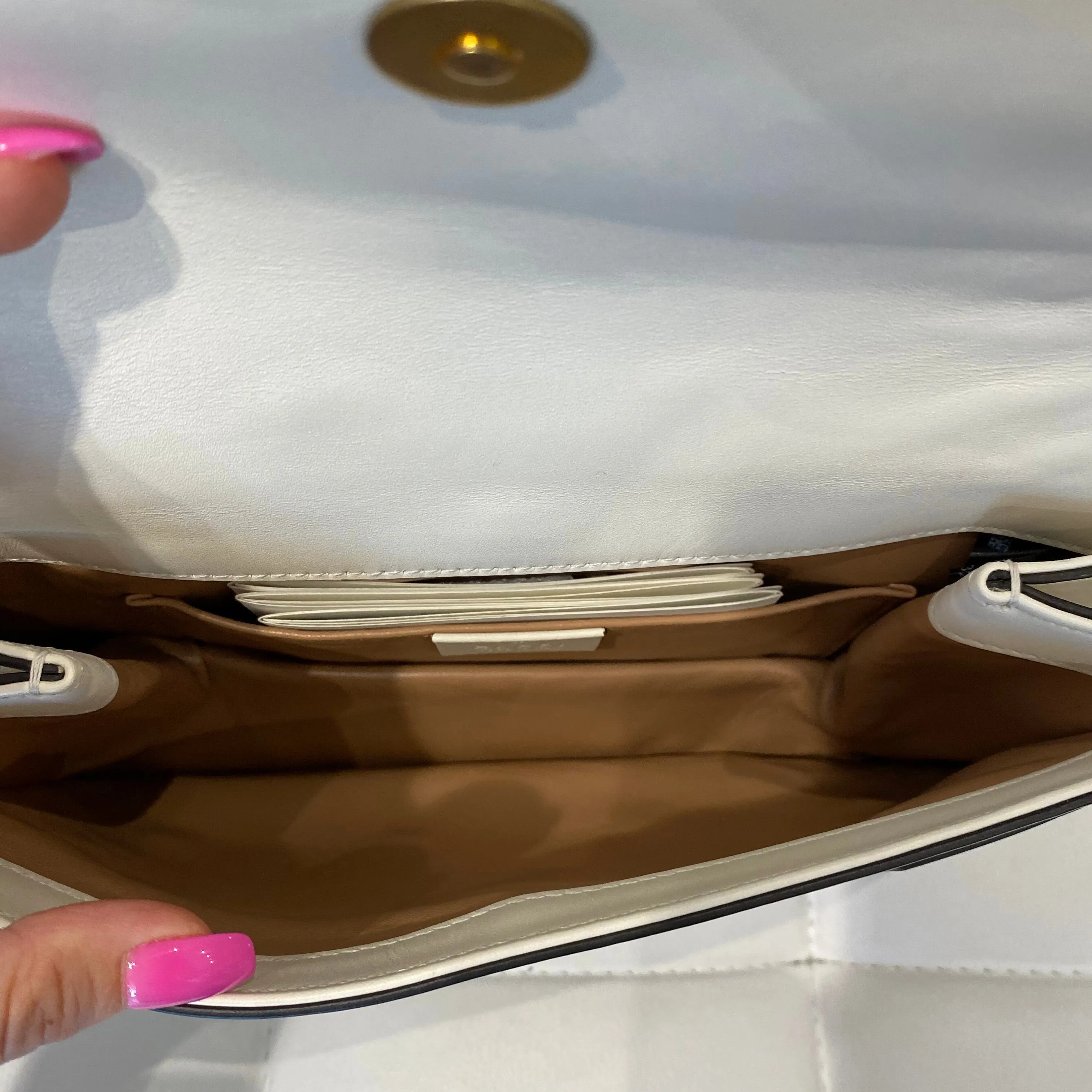 Gucci Broadway Bee Clutch
