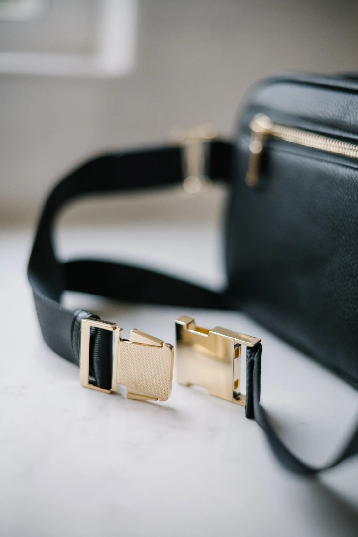 Harper - Black/Gold