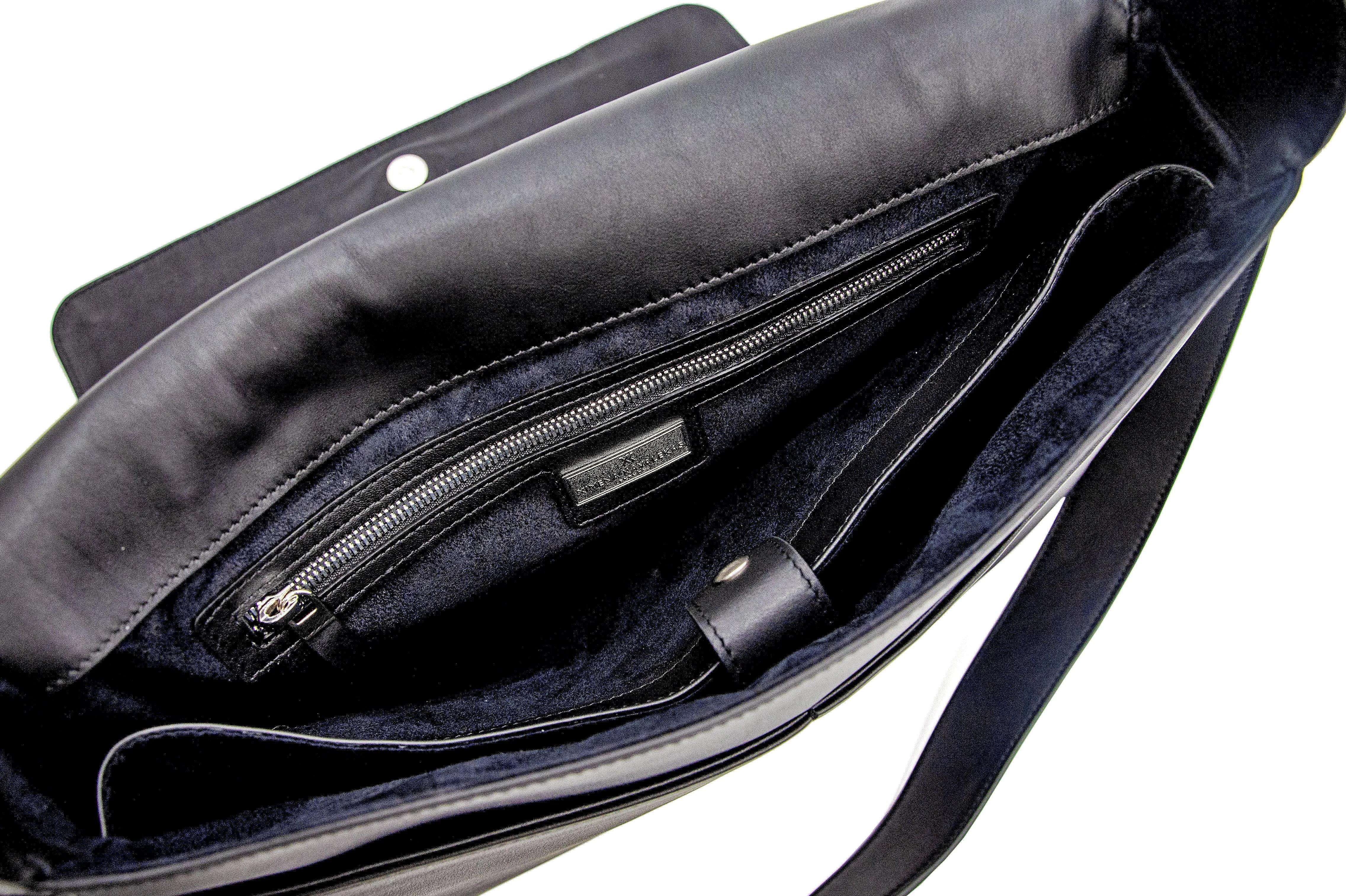 Messenger Classic in Black