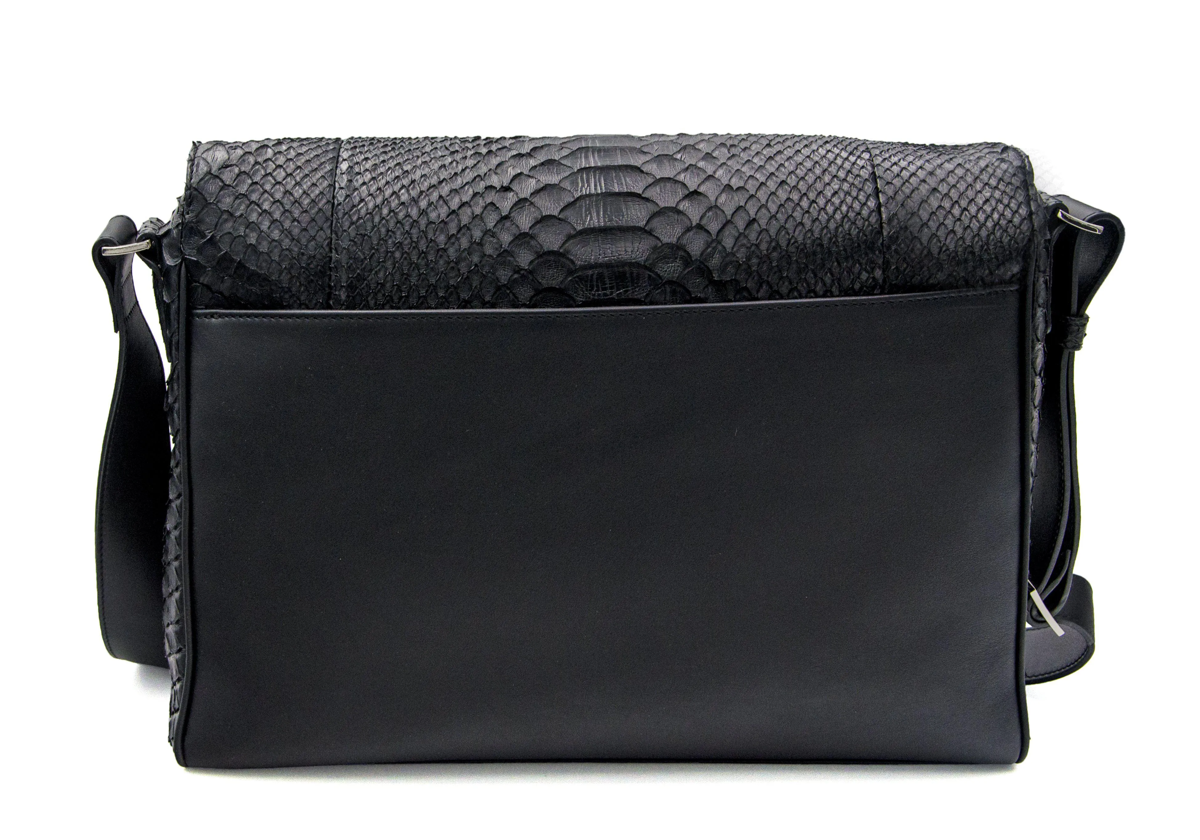 Messenger Classic in Black