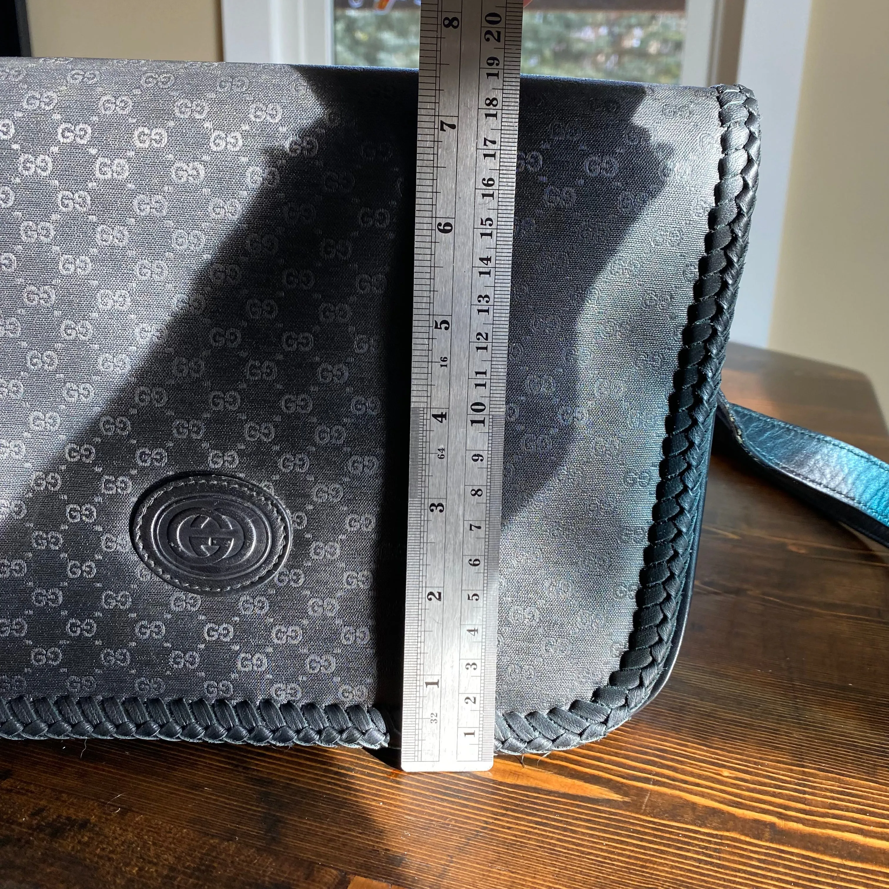 The Swift Crossbody - Vintage Micro GG in Black