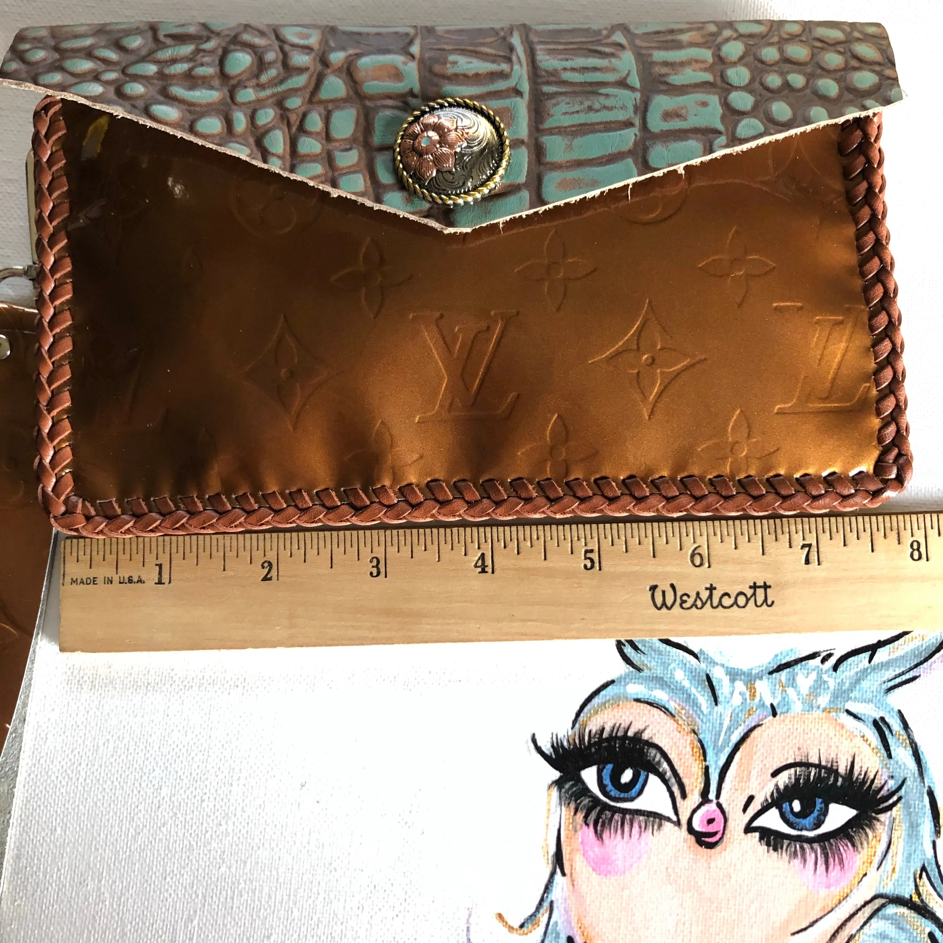 The Wren - Bronze Vernis Vintage Wristlet/Clutch Bag