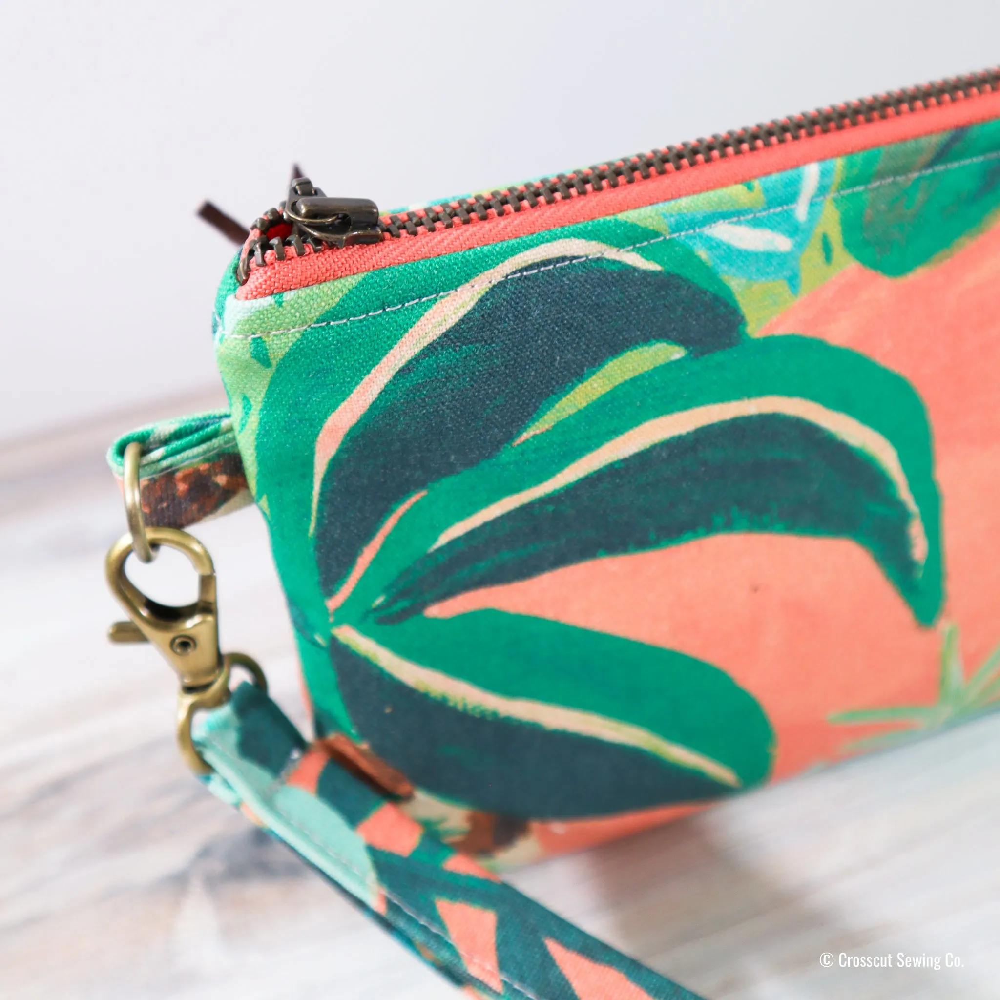 Wristlet Sewing Kit - Belize
